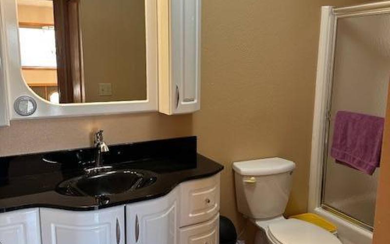 Main Floor Full Bath