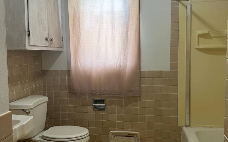 Full Bath